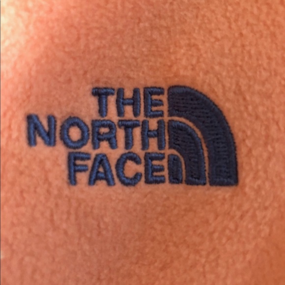 The North Face Hooded Zip-Up - Picture 5 of 6